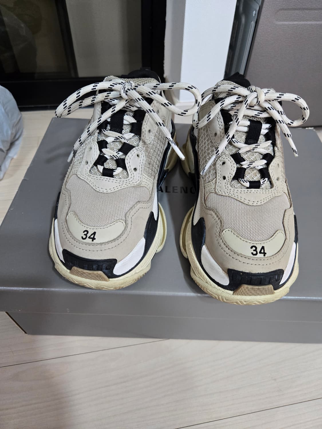 발렌시아가 트리플S 34사이즈 상품이미지4