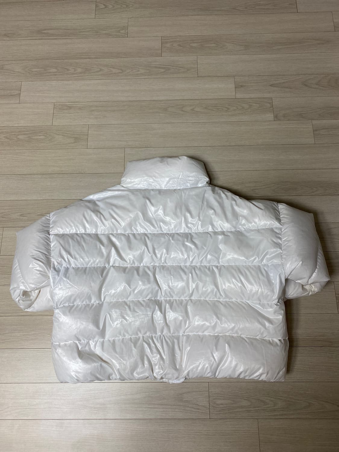 나이키 크롭 화이트 숏푸퍼 (북미판) 상품이미지2