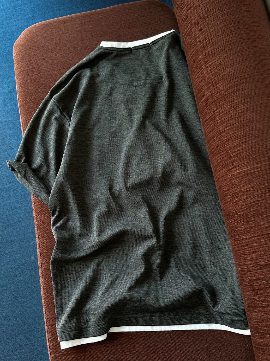 Fake layered neck H/S top 상품이미지4