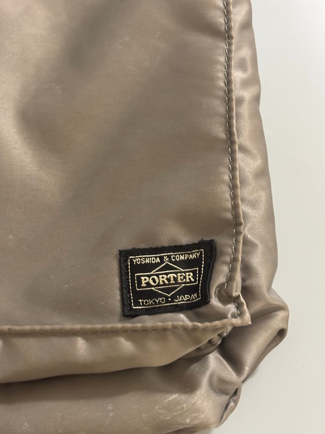 포터 탱커 숏 헬멧백 상품이미지3