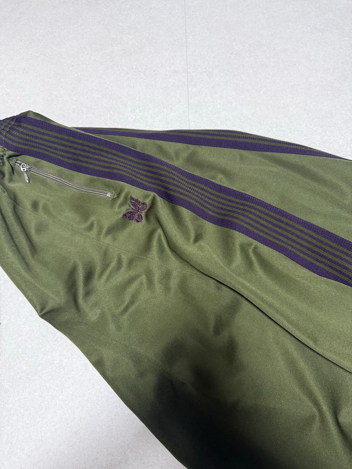 니들스 트랙팬츠 상품이미지1