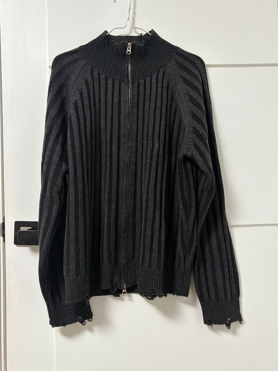 데미지 니트집업 가디건 상품이미지3