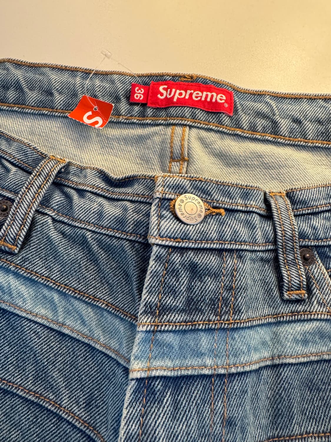 (새상품)슈프림 레이어드 진 워시드 블루 - 22FW 상품이미지3