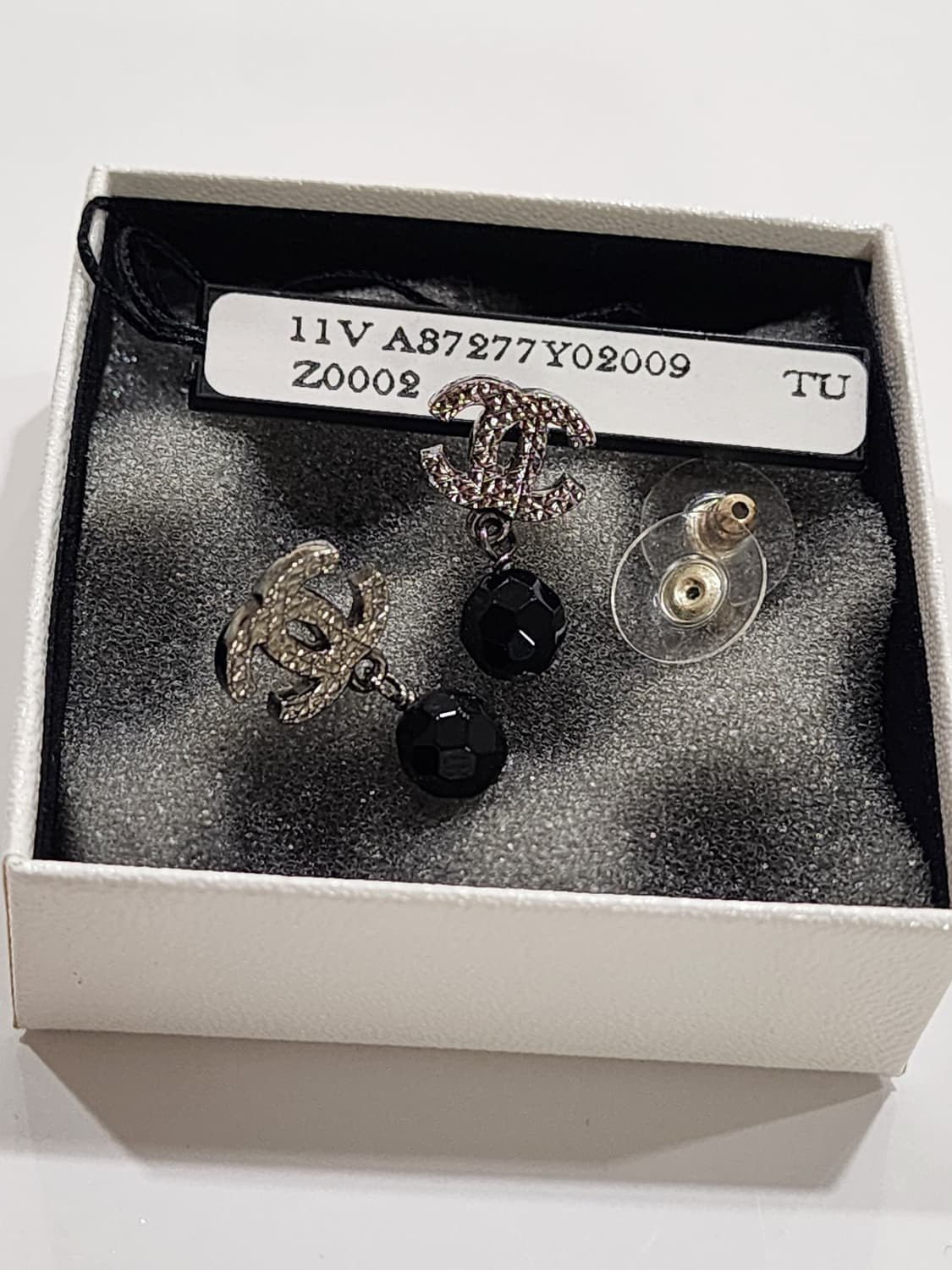 샤넬 CC로고 볼 드롭 귀걸이 상품이미지7