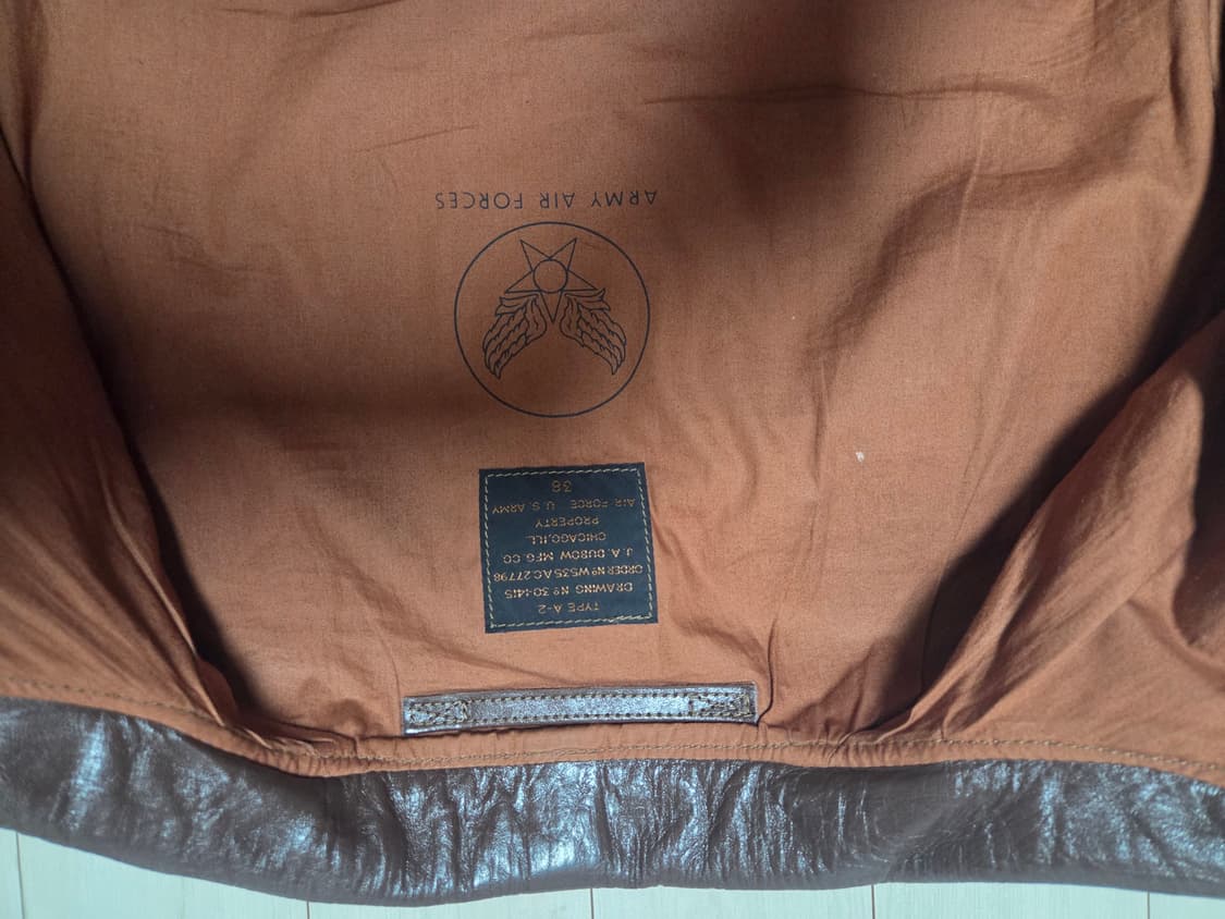 토이즈멕코이 a2자켓 38사이즈 팝니다 상품이미지5