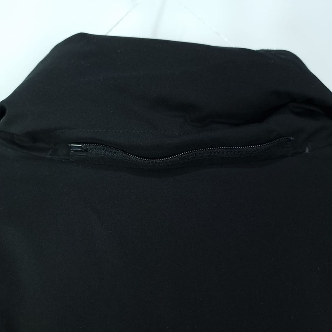 노스페이스 로고 패치 구스다운 푸퍼 다운 숏패딩 블랙 M16642 상품이미지9