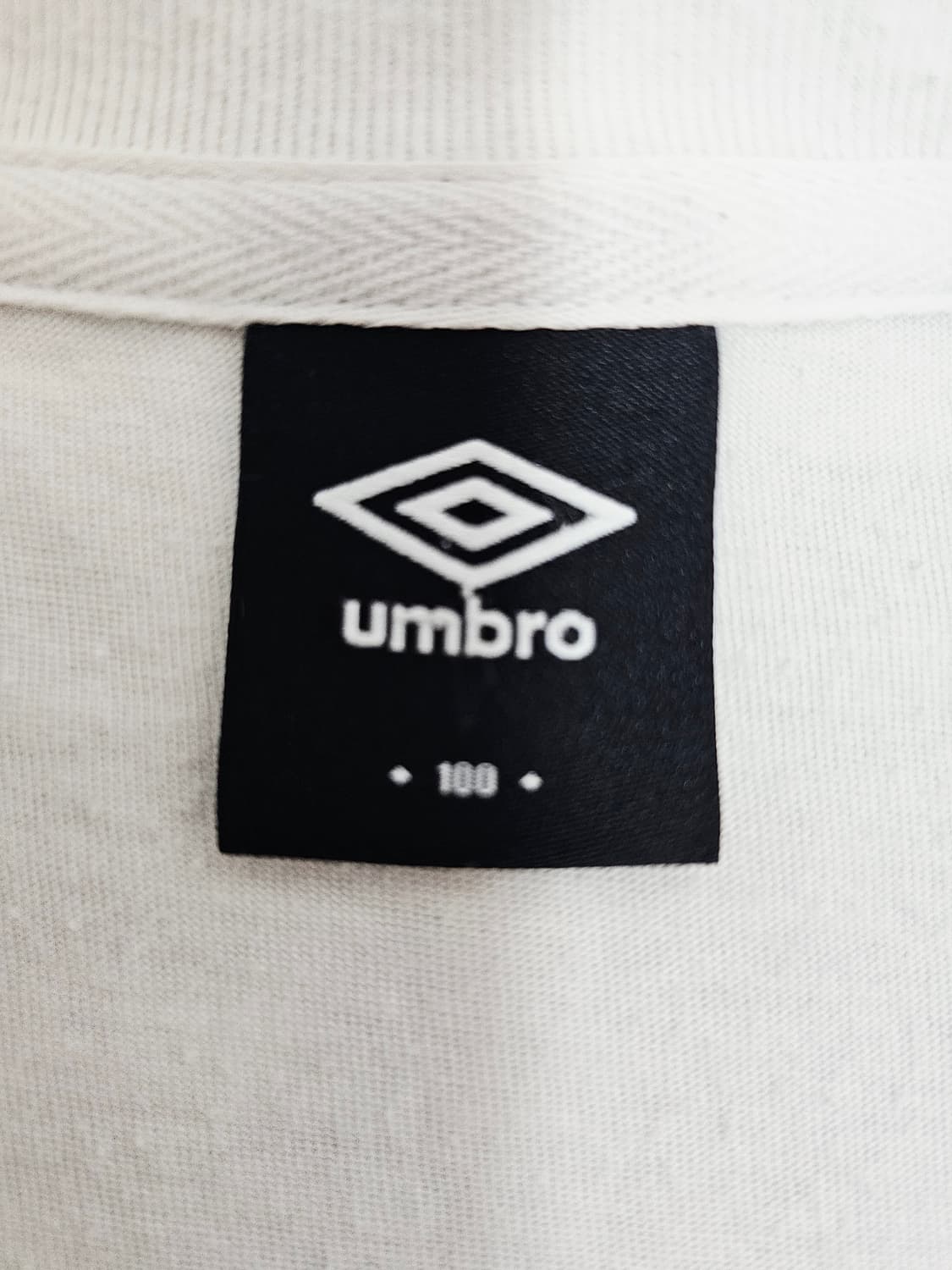 엄브로 반팔티셔츠 100 상품이미지3