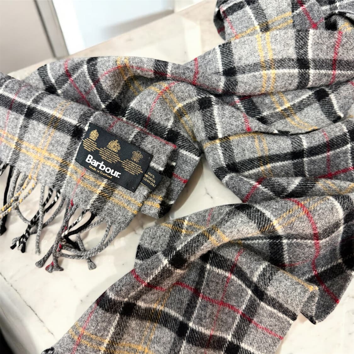 바버 프린지드 그레이 타르탄 램스울 머플러 상품이미지7