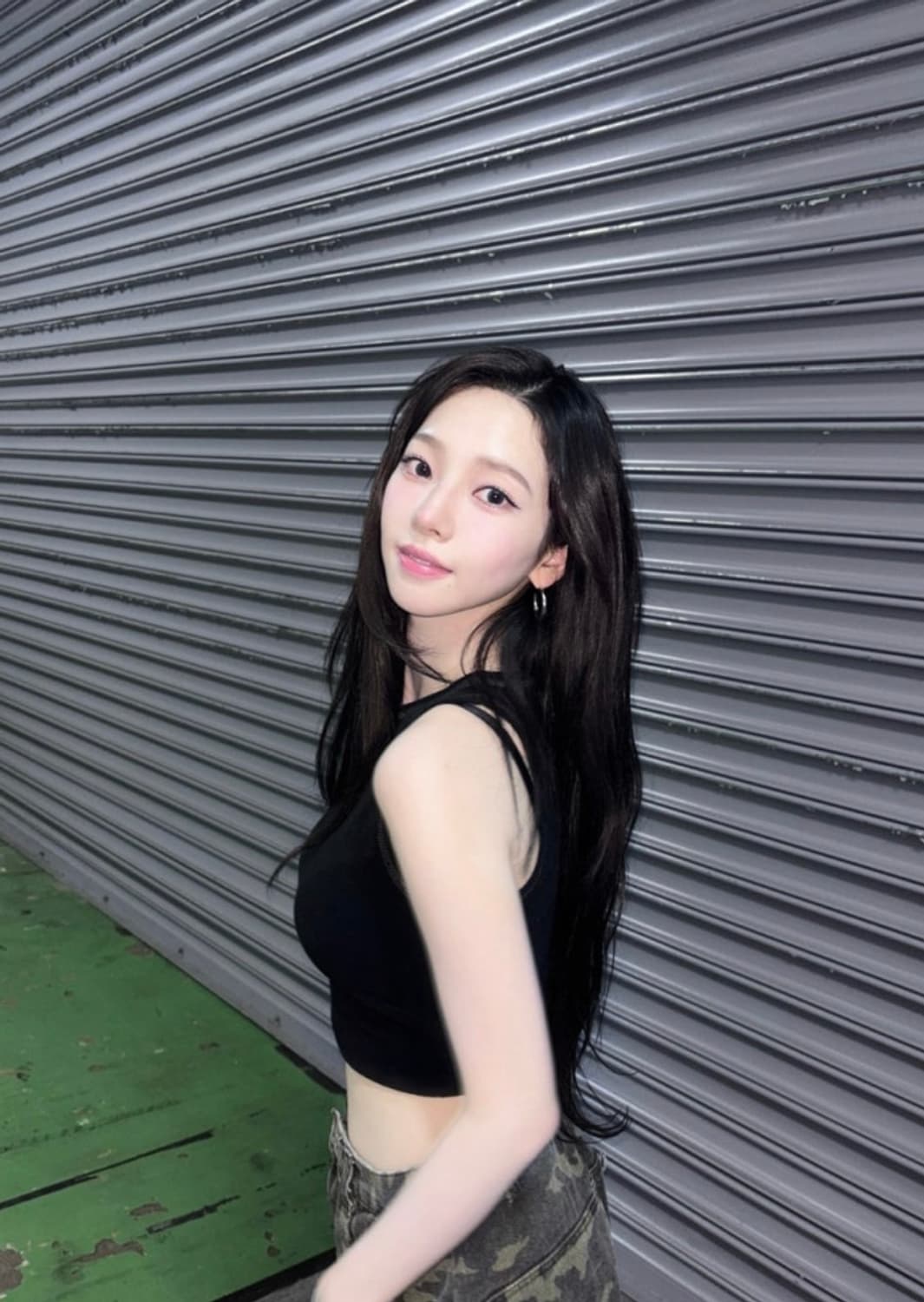 어반드레스 카모 팬츠 S (카리나 착용) 상품이미지2