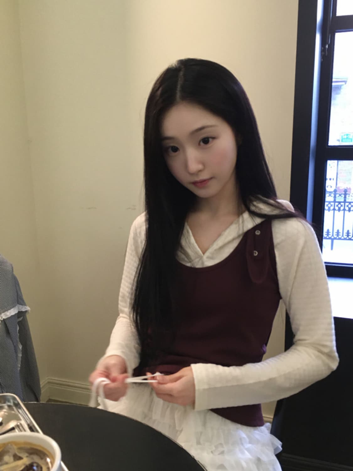 데이빈 펀칭 자가드 후드 + 홀터 나시 탑 상품이미지1