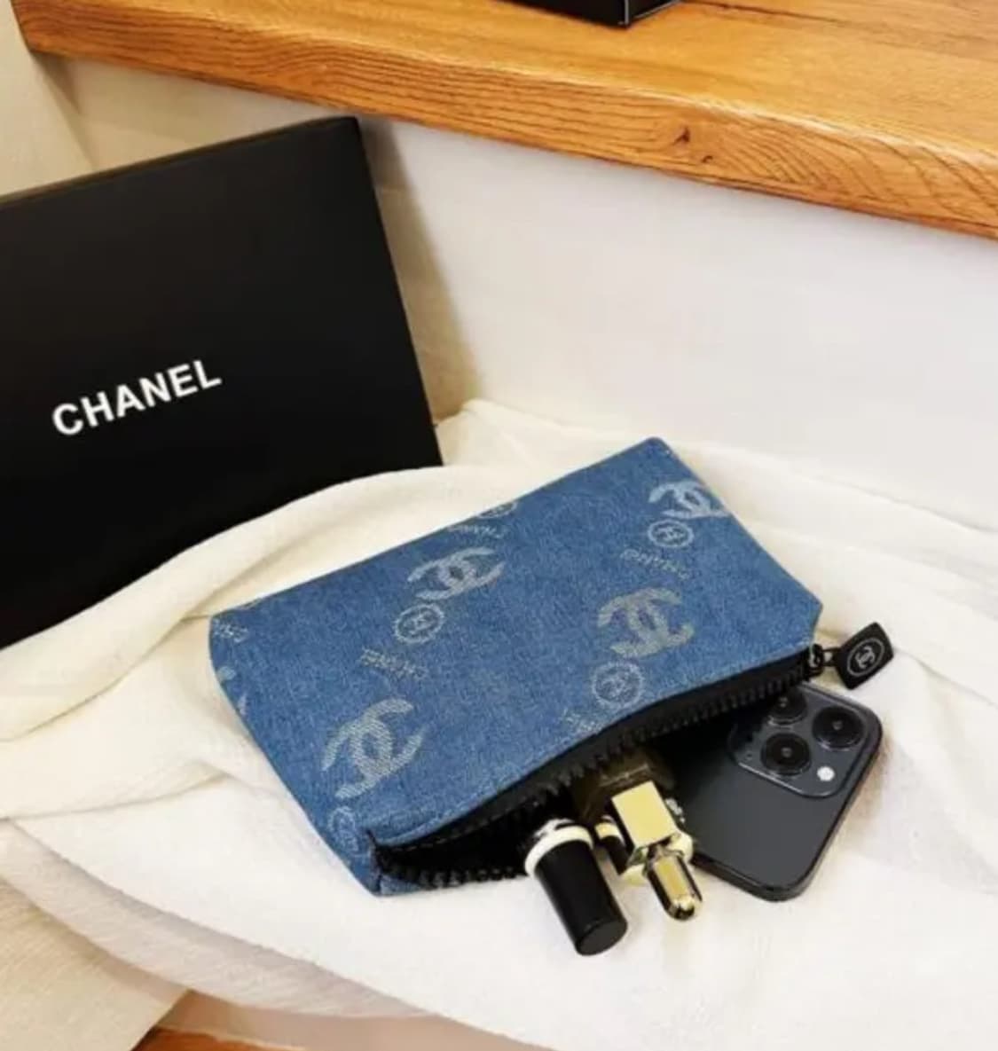 샤넬 데님 파우치 상품이미지3