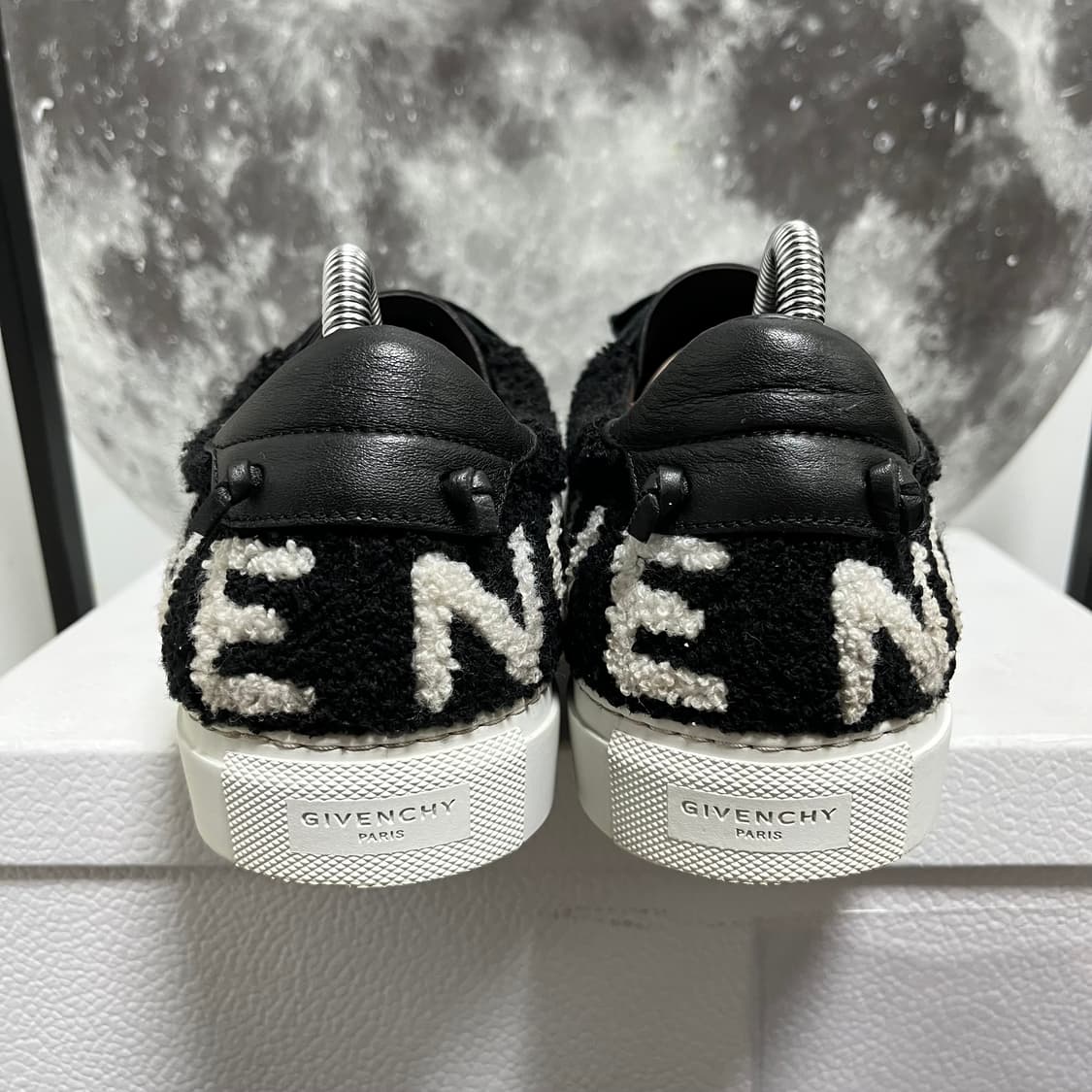 정품 40) 지방시 어반스트리트 시어링 스니커즈 255~260 상품이미지4