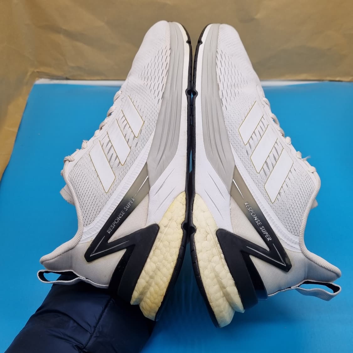 아디다스 리스폰스 슈퍼2.0 남성운동화275 상품이미지5