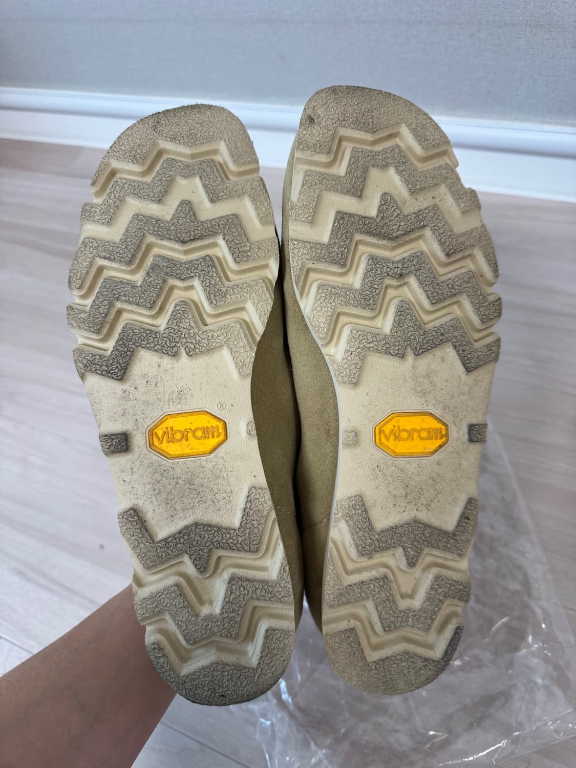 클락스 왈라비 GTX maple suede (26172074) 280 상품이미지6