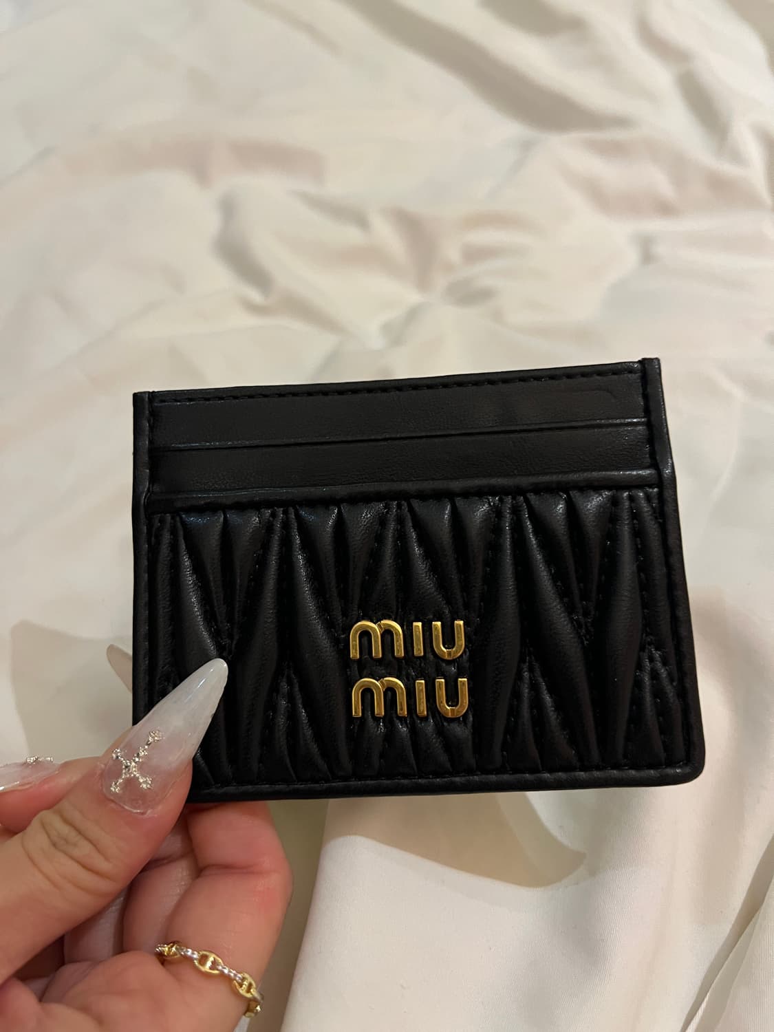 미우미우 카드지갑 블랙 상품이미지1
