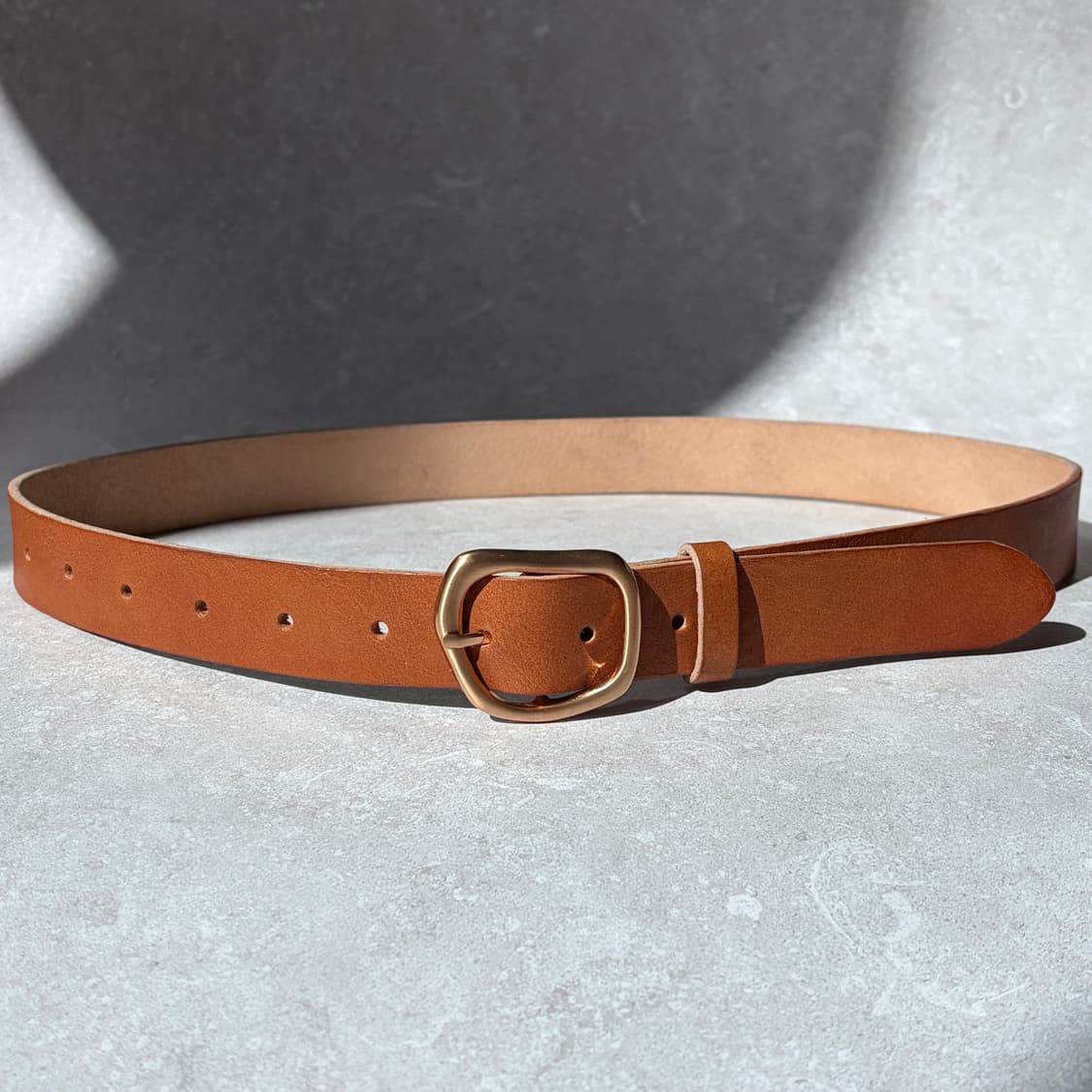 Oribell 커브드 24k 골드플레이트 버클 볼드 베지터블 소가죽 벨트 상품이미지3