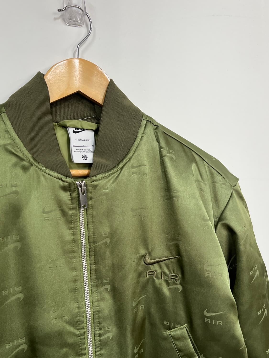 나이키 NSW 스우시 에어 봄버 자켓  상품이미지2