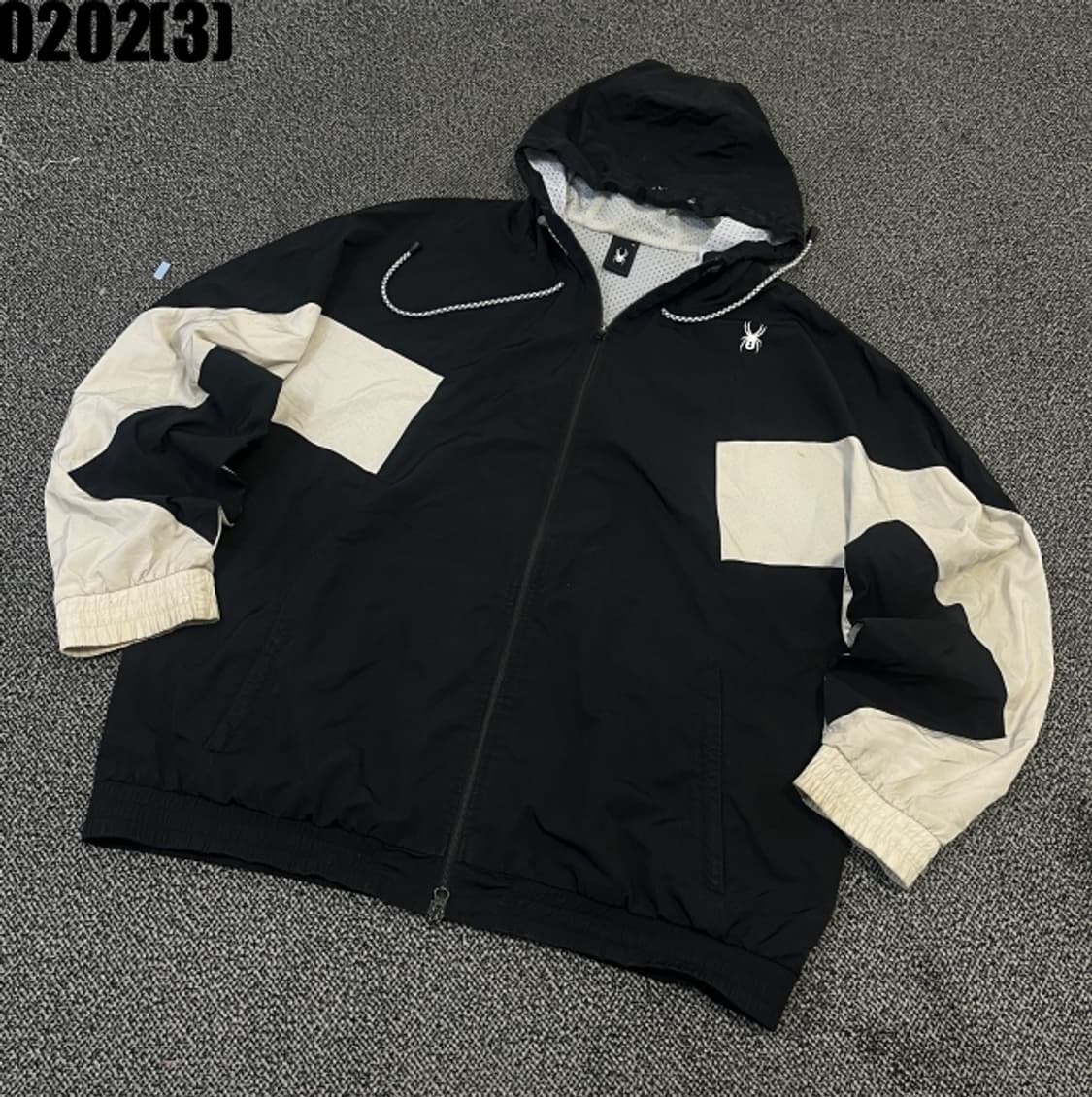 스파이더 바람막이 자켓 상품이미지1