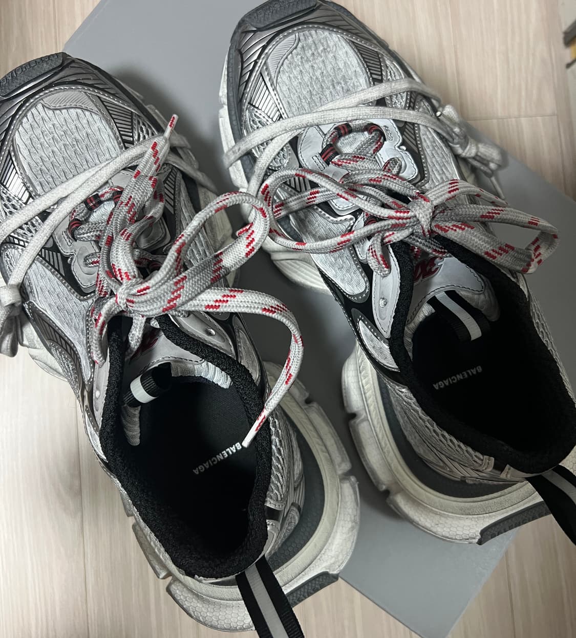 발렌시아가3xl그레이화이트레드42 상품이미지2