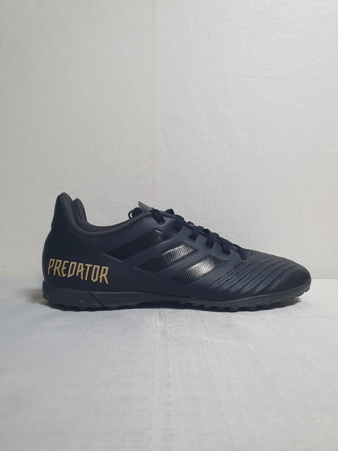 270mm 아디다스 풋살화 프레데터 19.4 TF 상품이미지3