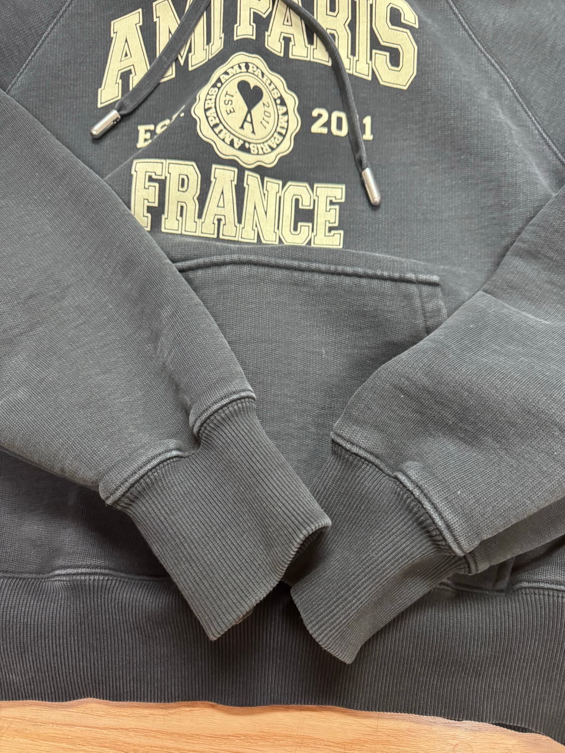 교환 아미 파리 프랑스 후드 스웨트셔츠 블랙 XL -> L 교환 상품이미지5