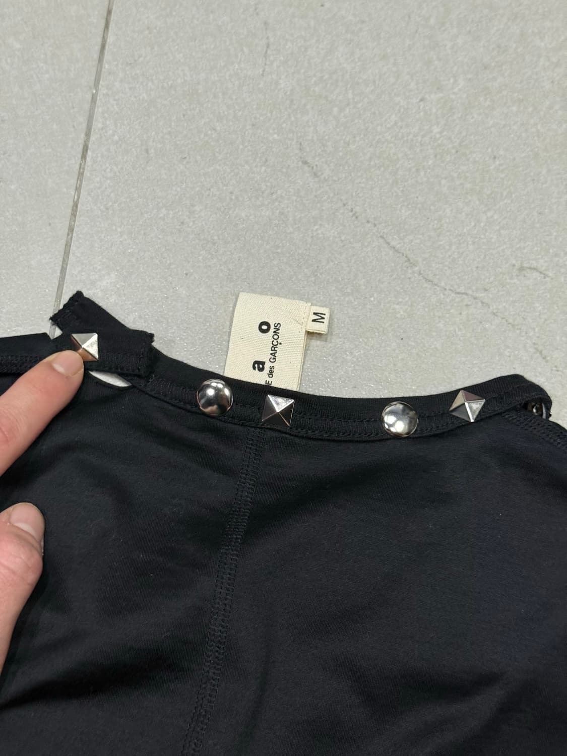 2009 꼼데가르송 목 소매 다중 스터드 롱슬리브 티셔츠 상품이미지3