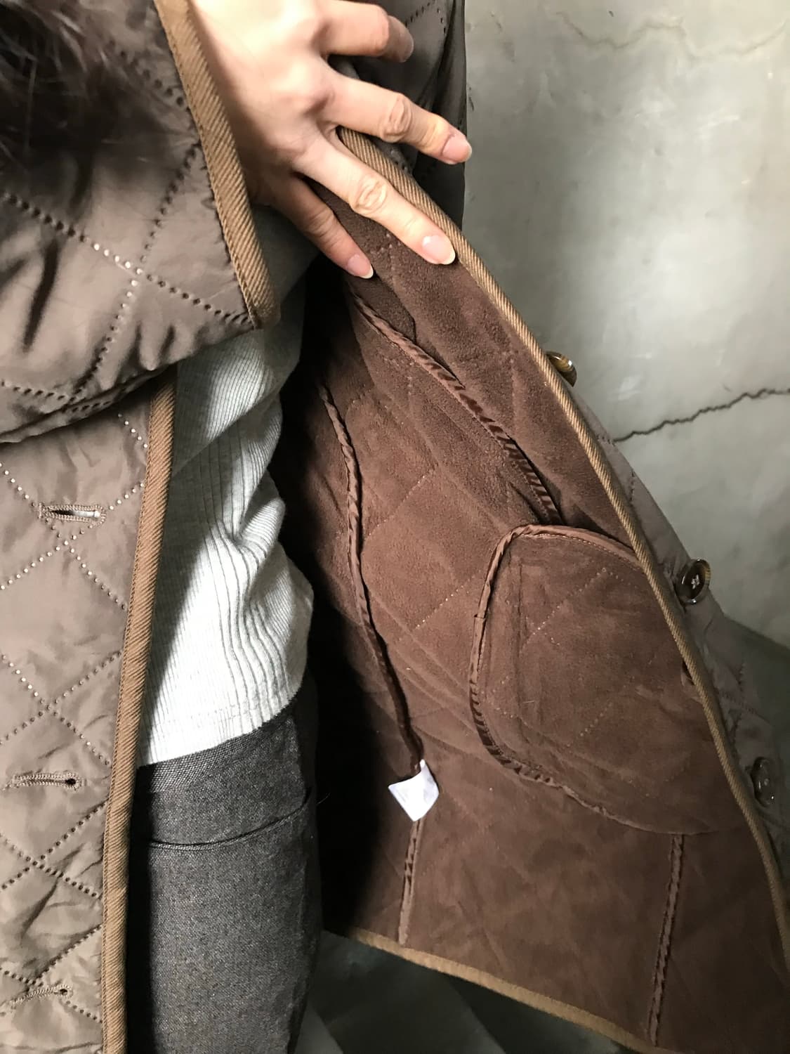 다이아몬드 스티치 패딩 코트 상품이미지4