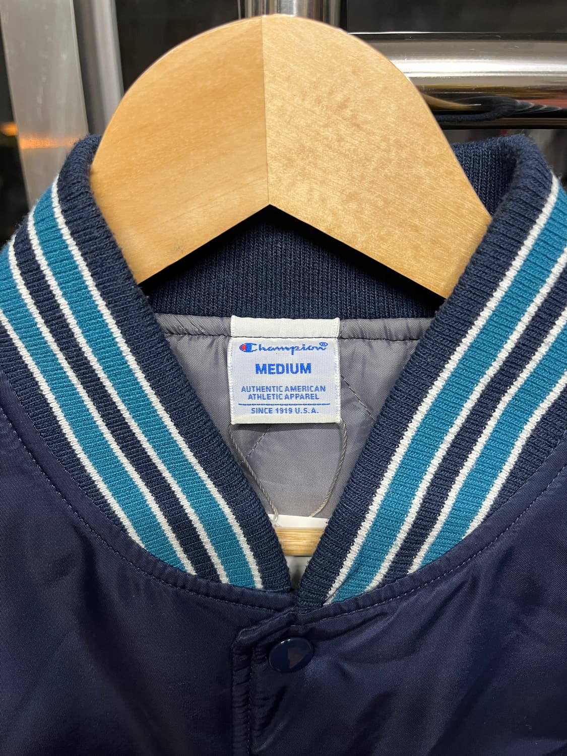 챔피온 네이비 빅로고 바시티 자켓 M 상품이미지3