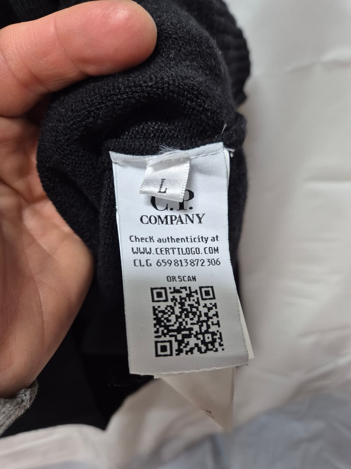 Cp컴퍼니 하프집업 니트 상품이미지4