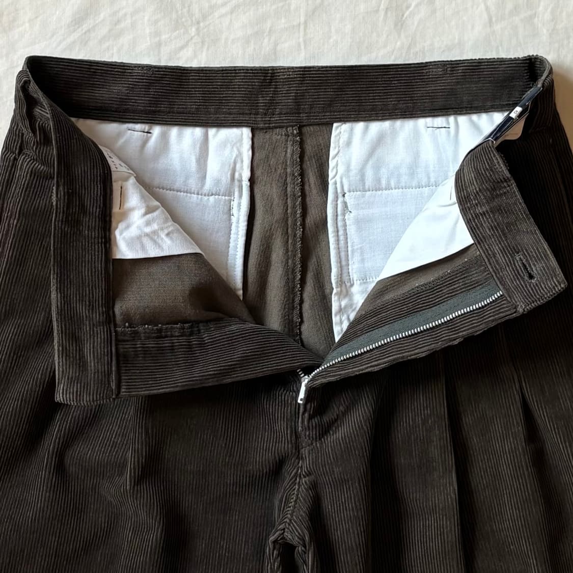 [새제품 31] 00s JP GRAND OAK 브라운 핀턱 코듀로이 팬츠 상품이미지6