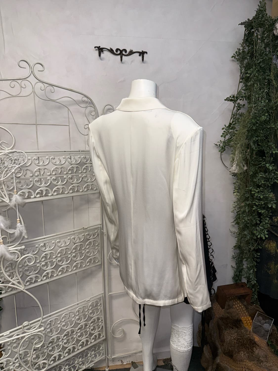 DINT white satin flower unbalance jk 상품이미지10