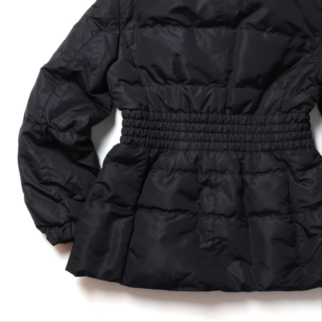 프라다 Prada Mink Fur Puffer Jacket

가 상품이미지8