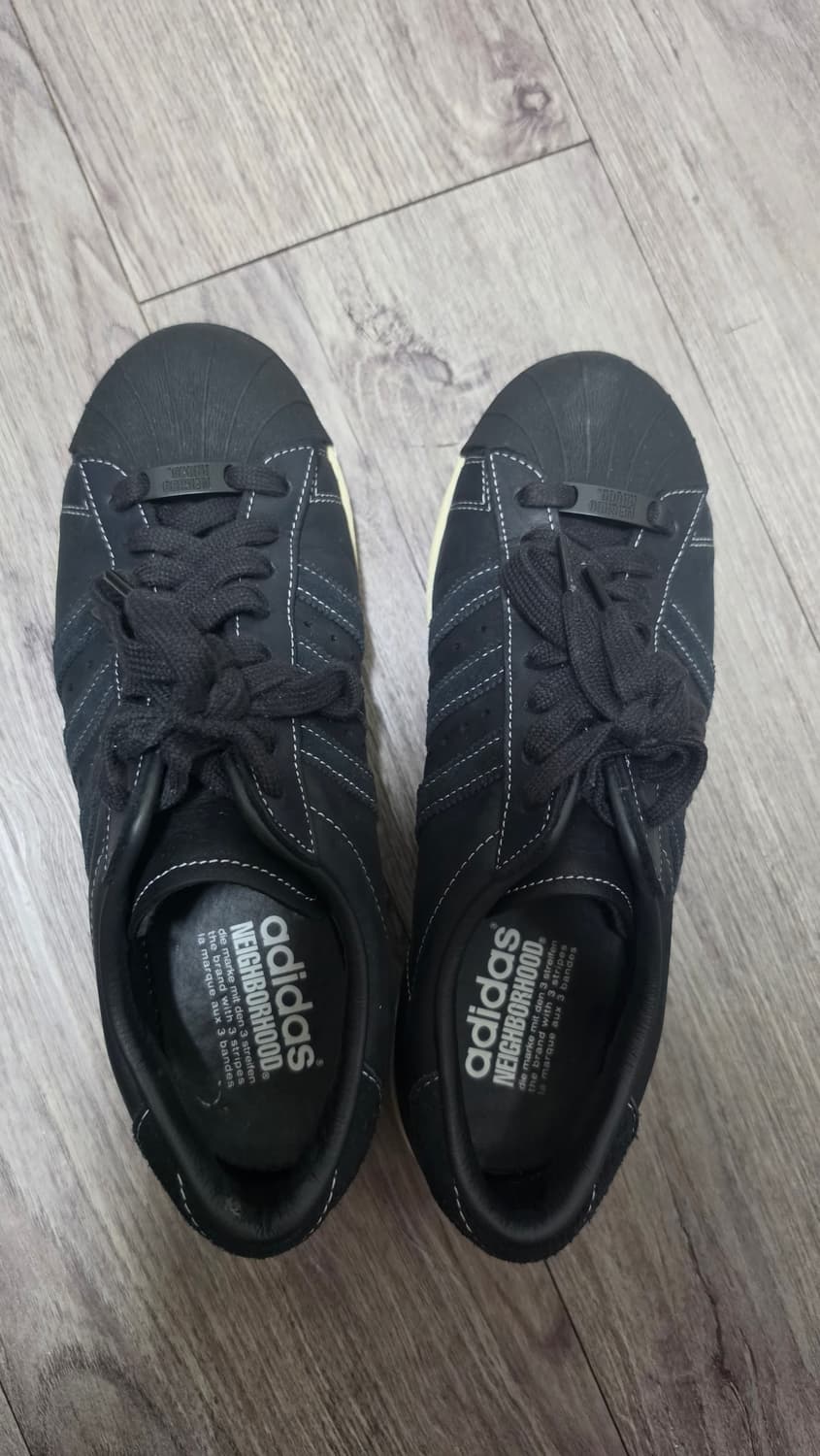 아디다스 x 네이버후드 슈퍼스타  블랙 클라우드 화이트 270판매 상품이미지2