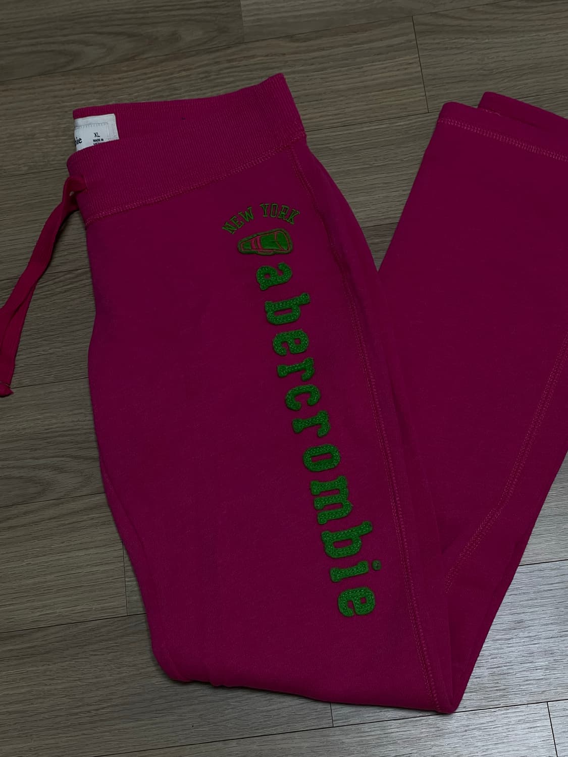 아베크롬비 자주색 트레이닝 팬츠 상품이미지2