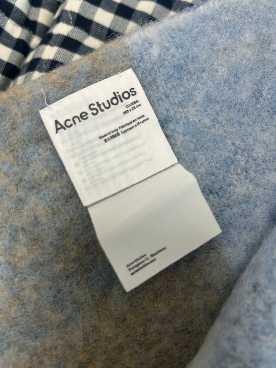 아크네 스튜디오 모헤어 머플러 파스텔블루 상품이미지2