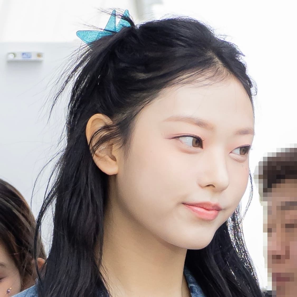 뉴진스 해린 글리터 집게핀 상품이미지3