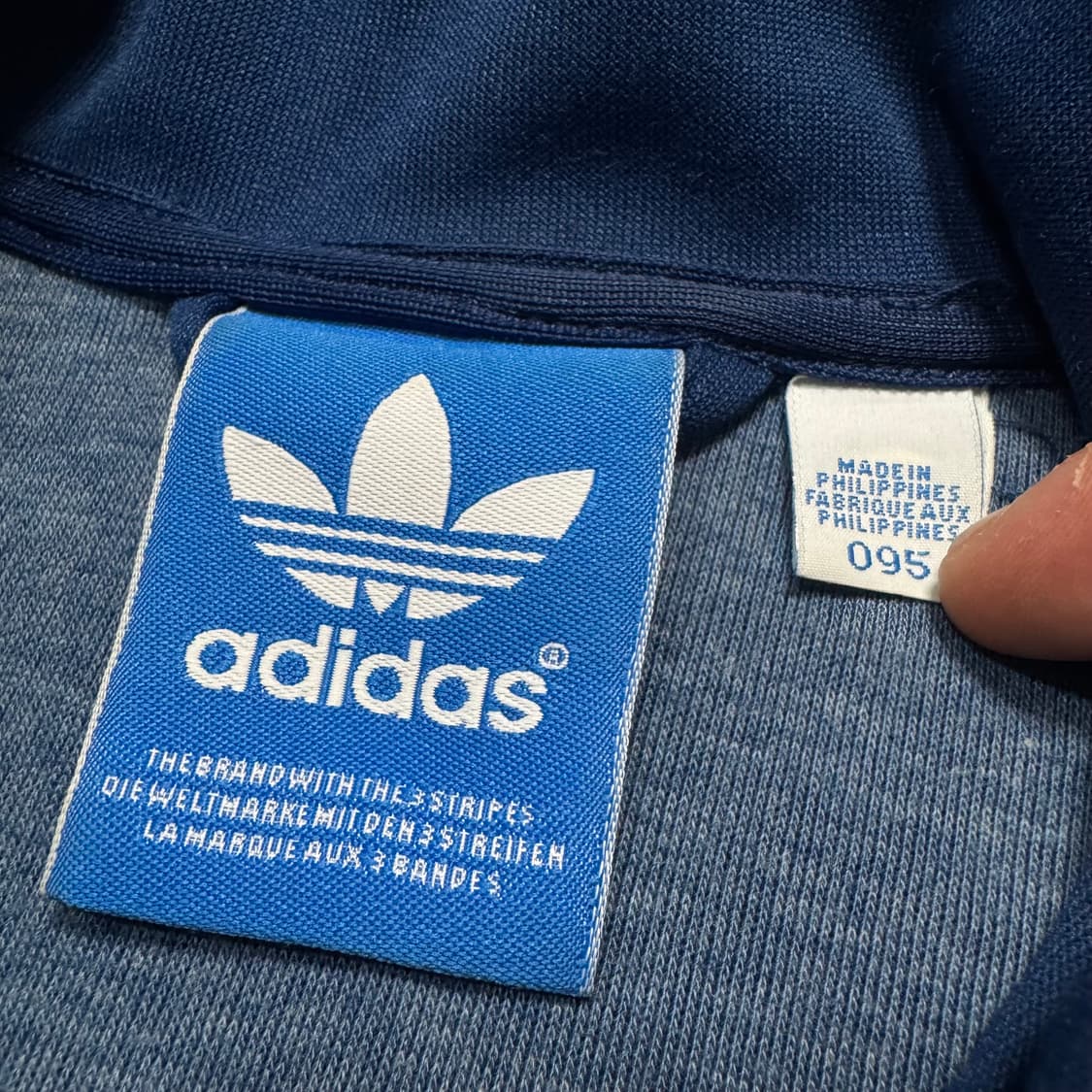 Name : 아디다스 유로파 시그니처로고 블루컬러 져지 :)  상품이미지4