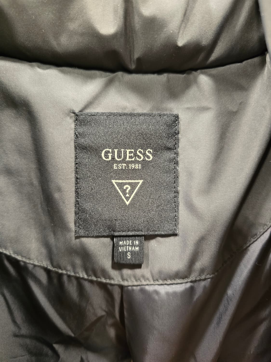 게스 GUESS 덕다운 롱패딩 S 상품이미지8
