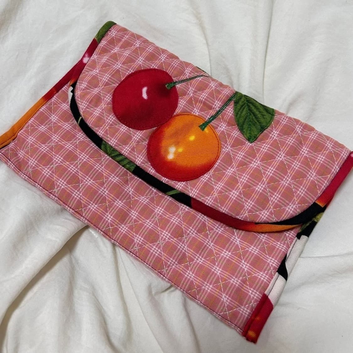 Vintage Cherry patch-work Pouch 상품이미지1