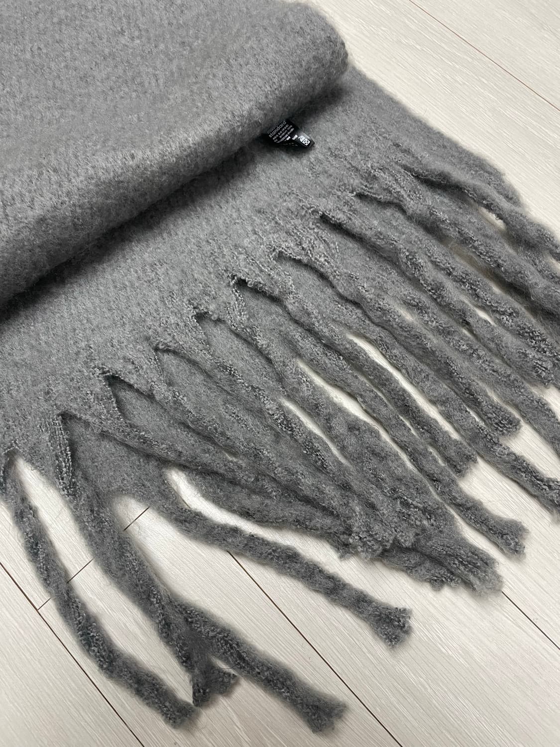 무신사스탠다드 볼드 머플러 상품이미지4