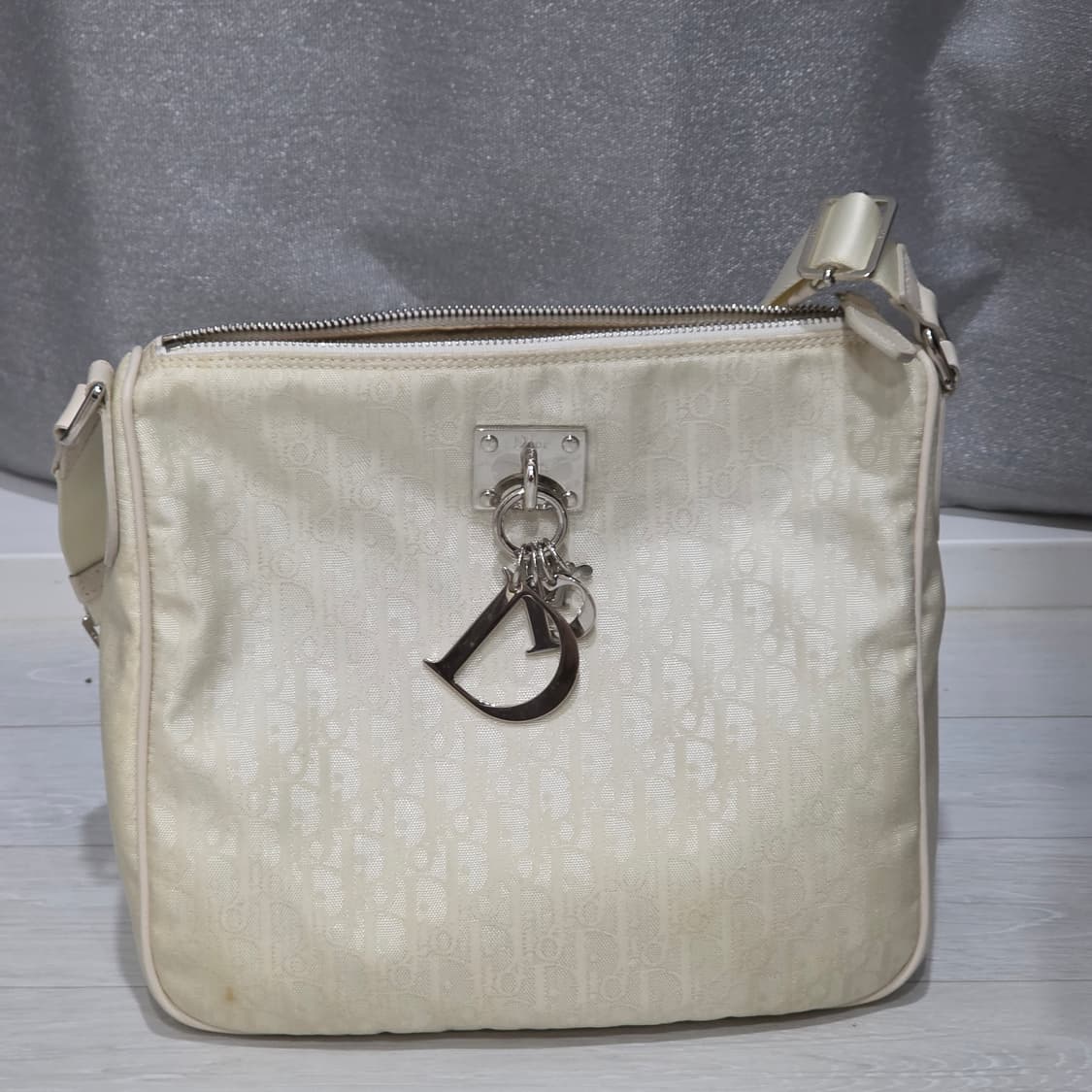 디올 디올챰 오블리크 트로터 쟈가드 나일론 메신저백 숄더백 크로스백 상품이미지2