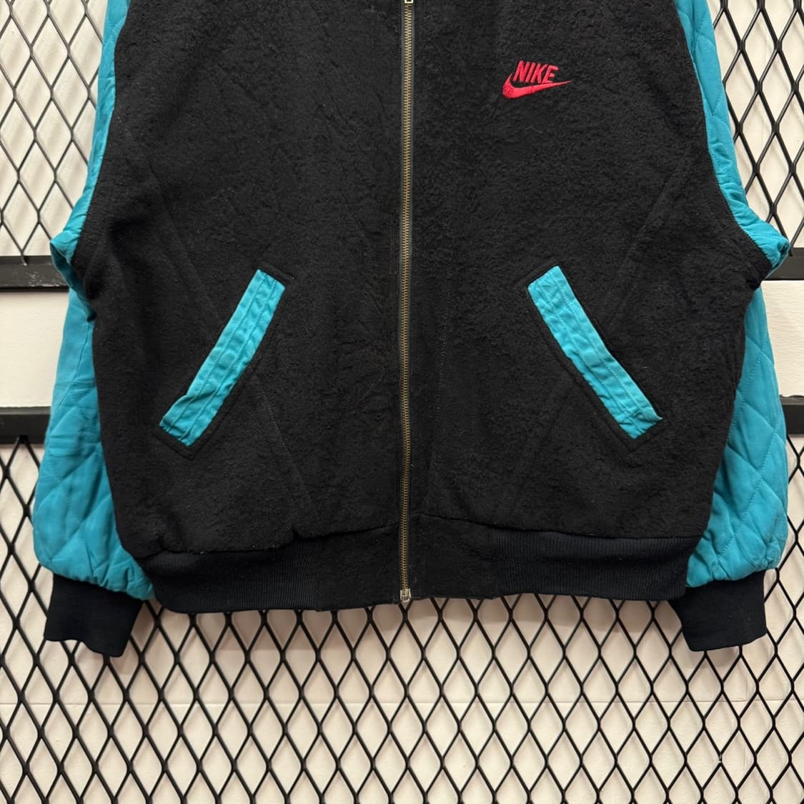 90s 나이키 바시티 에어조던 플라이트 봄버 자켓 블랙 블루 배색 상품이미지4
