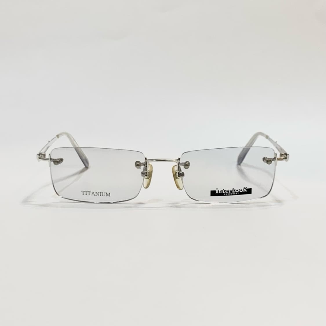 [픽키-673] 실버 티타늄 무테 안경 각진 스퀘어 투명 템플팁 상품이미지3