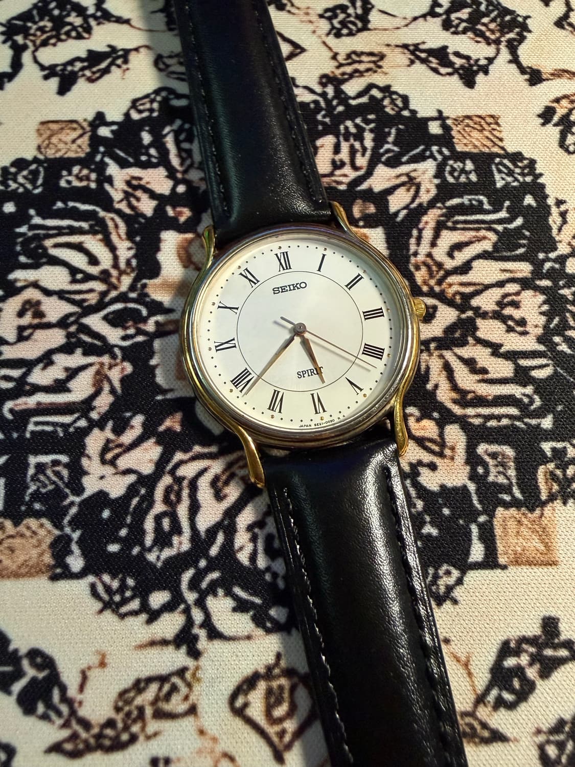 SEIKO 빈티지 쿼츠 시계 상품이미지1