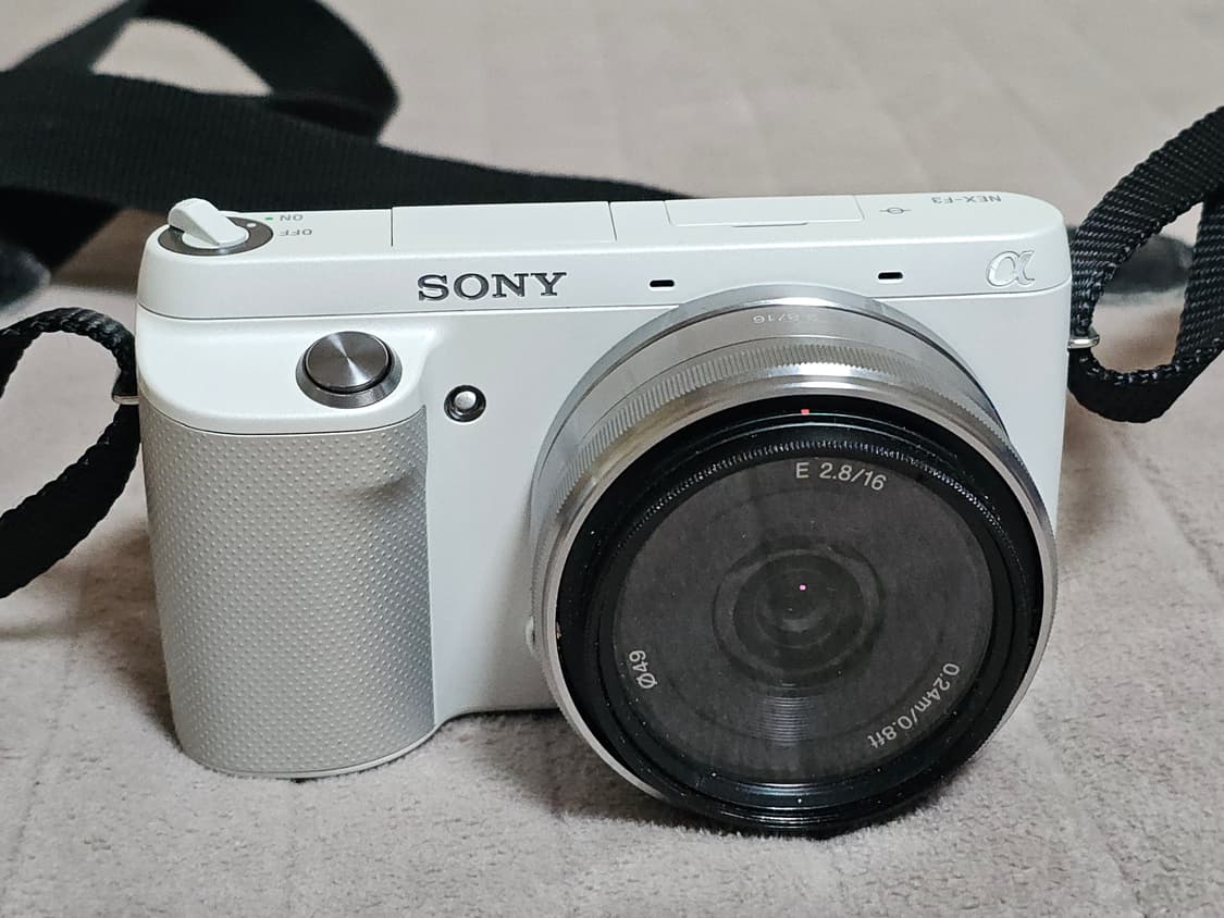 소니 NEX-F3 미러리스 카메라 상품이미지1