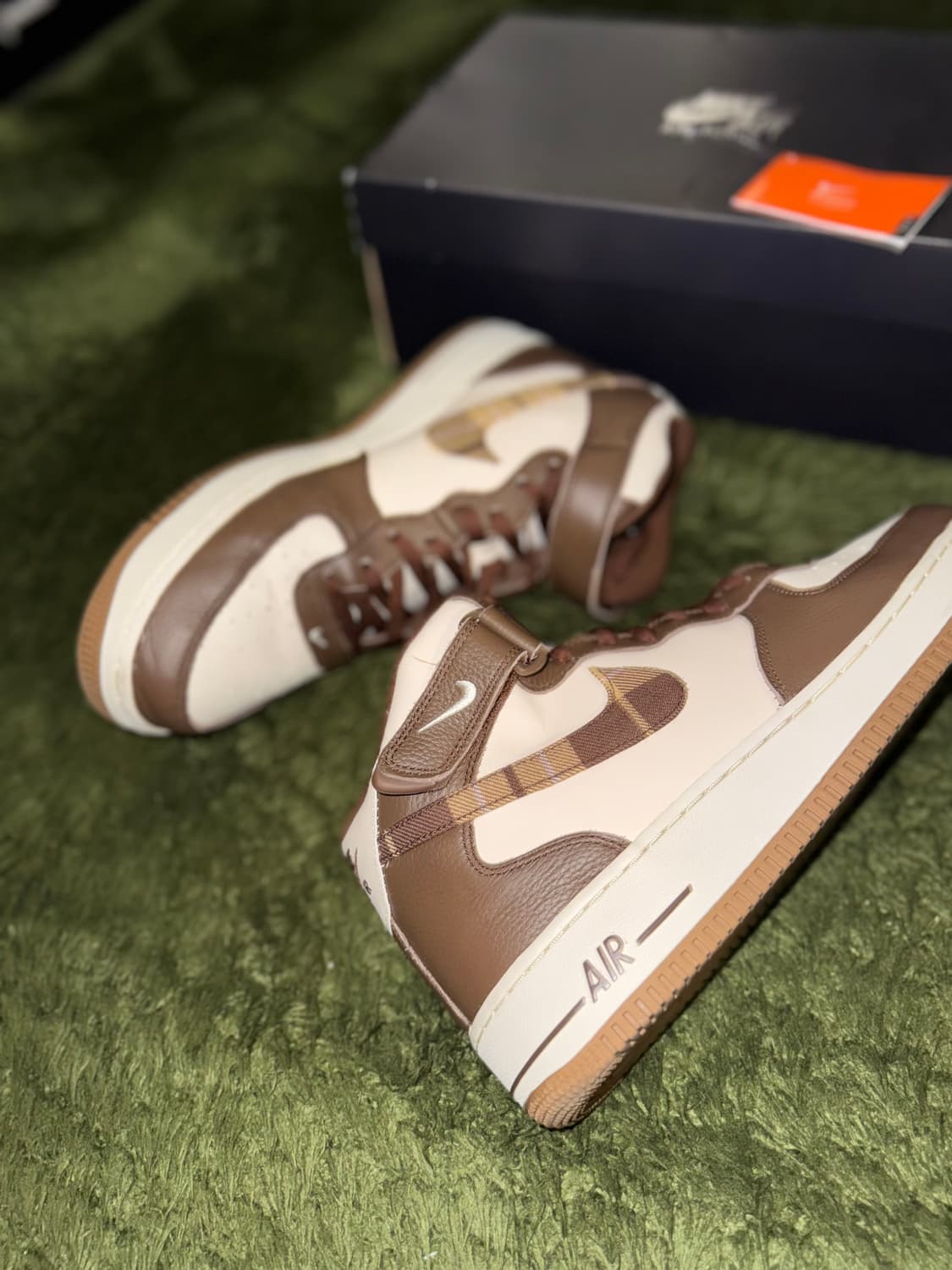 [290] 나이키 에어포스 1 미드 '07 LX 카카오 와우 앤 페일 상품이미지5