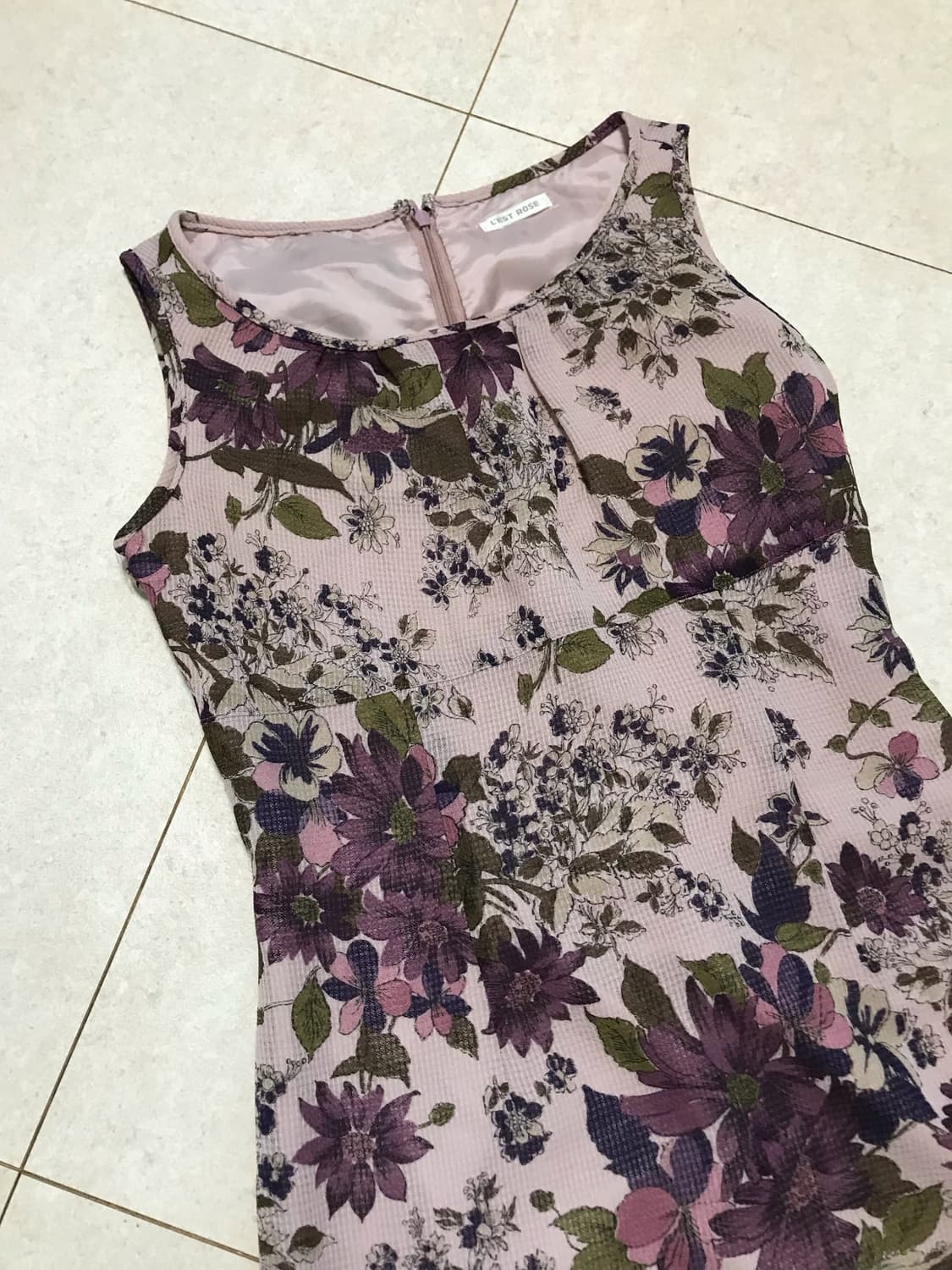 레스트로즈 백예린깔 대장 플로럴 프릴 나시 원피스 상품이미지2