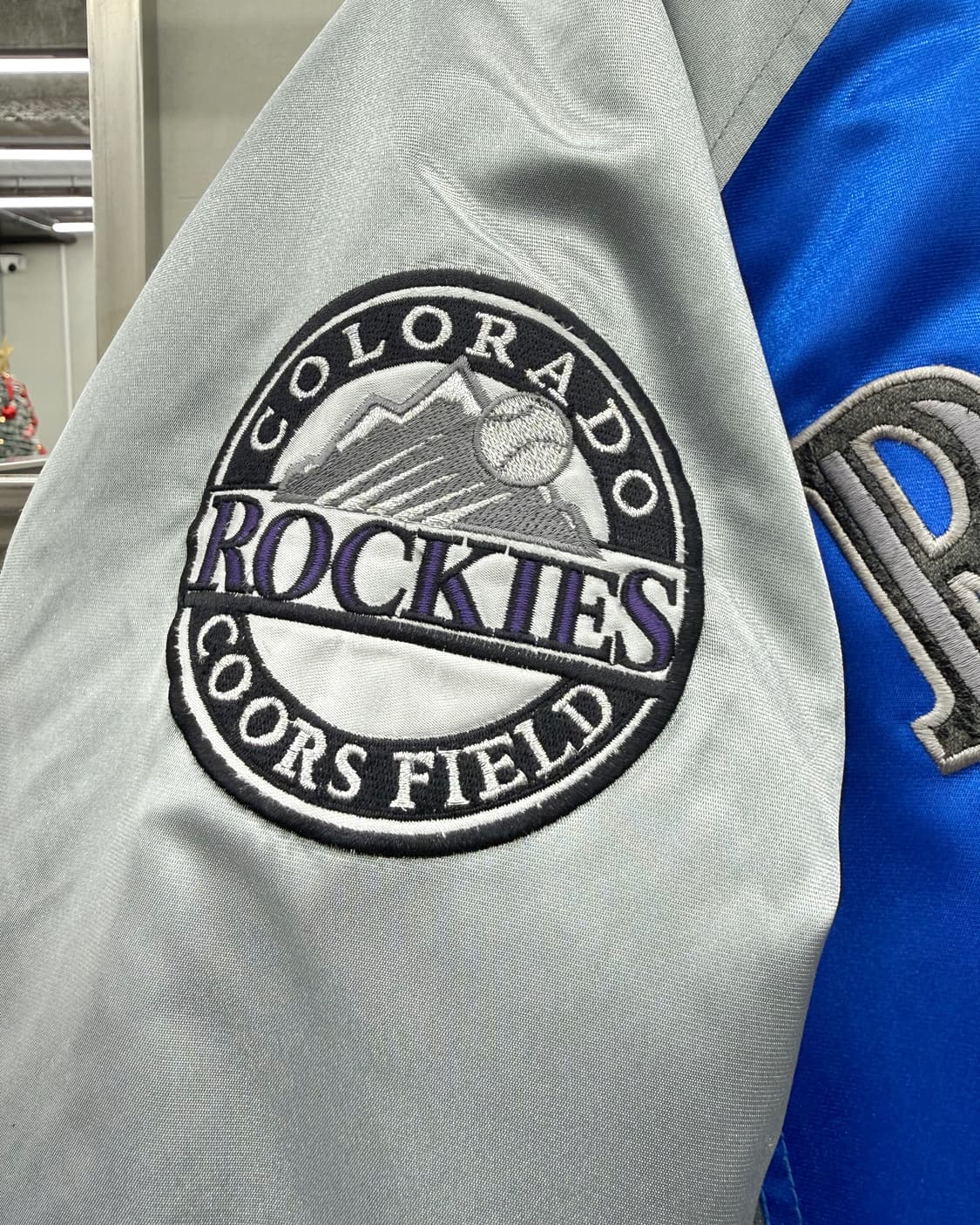 MLB 00s 콜로라도 로키스 사틴쉘 스타디움 점퍼 상품이미지5