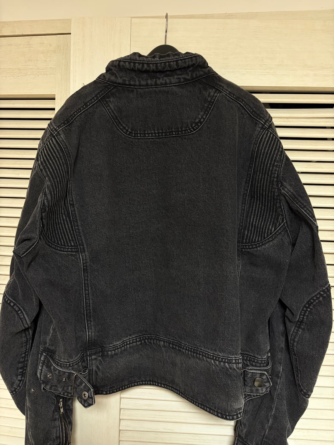 디안티플랫폼 오버핏 크롭 라이더 데님 자켓 상품이미지4