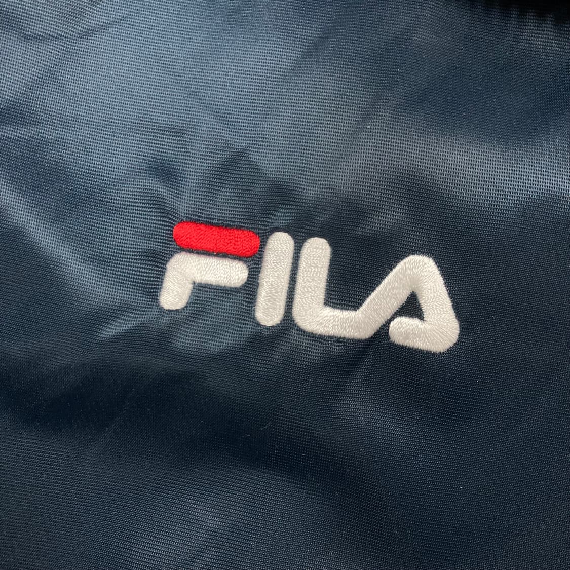 휠라 두산 베어스 네이비 컬러 스타디움 바시티 자켓 상품이미지2